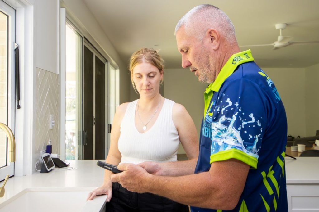 Heat Pumps vs. Solar Hot Water Efficiency: An Insightful Comparison